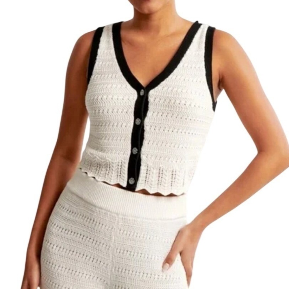 Abercrombie & Fitch XL White Crochet Knit Button Front Vest Top Black Boho Beach